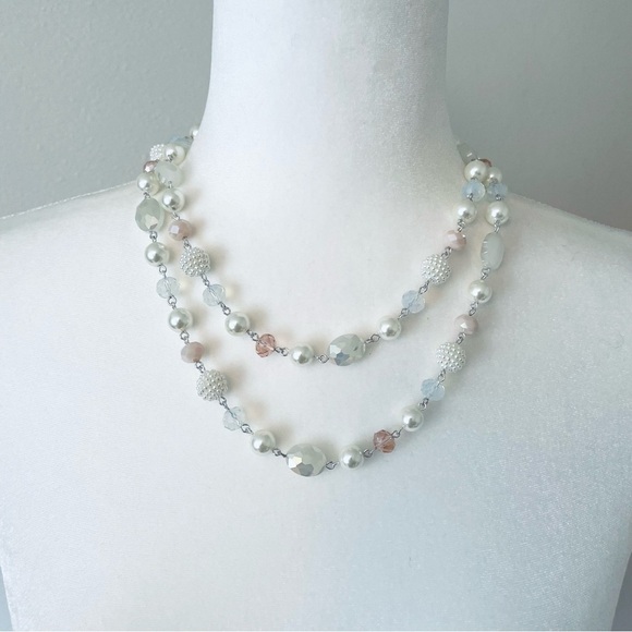 Fantasy Pearls Necklace - Picture 1 of 7